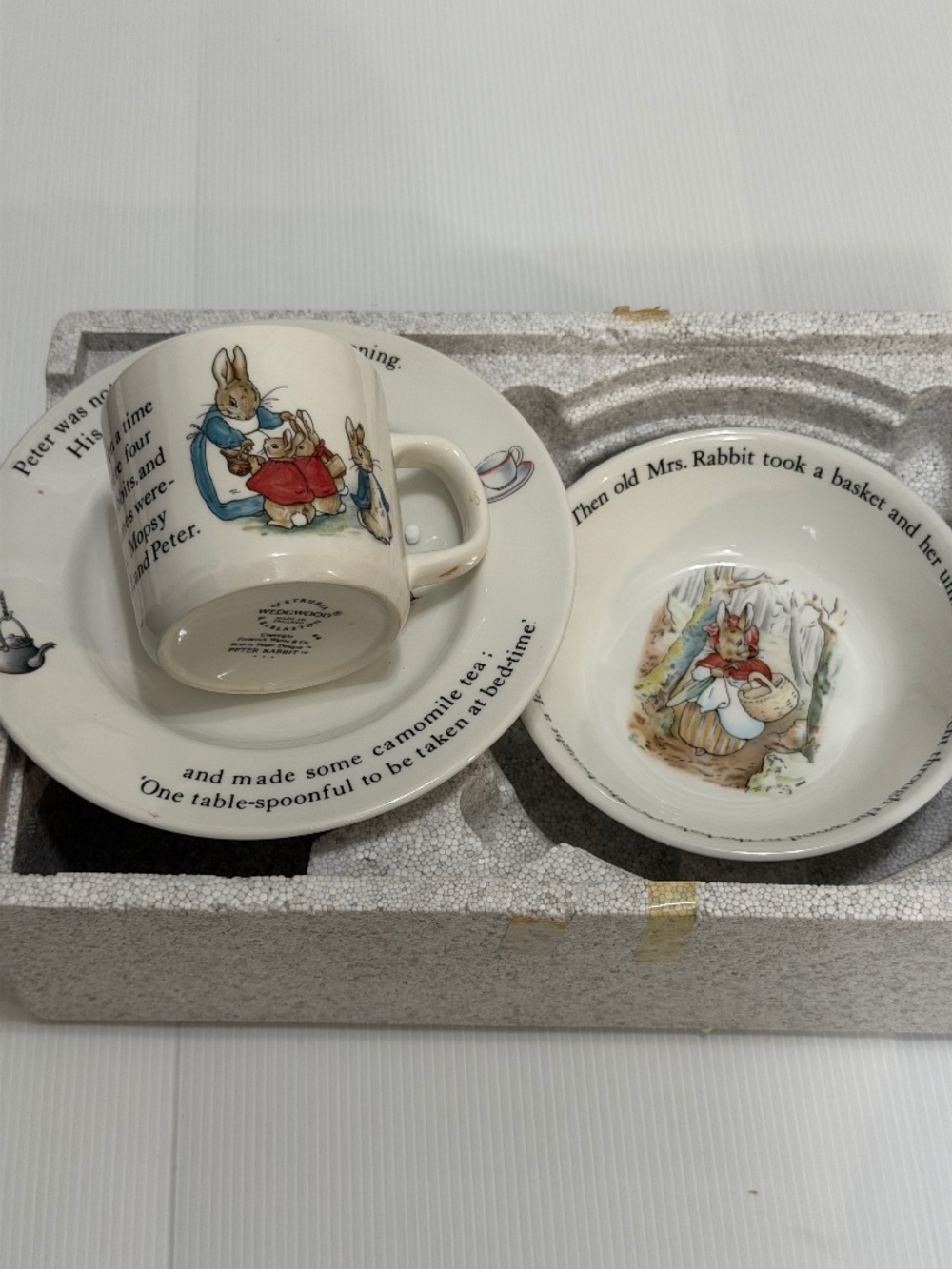 Vintage Wedgwood Peter Rabbit 3pc Childrens Nursery Set Boxed Beatrix Potter